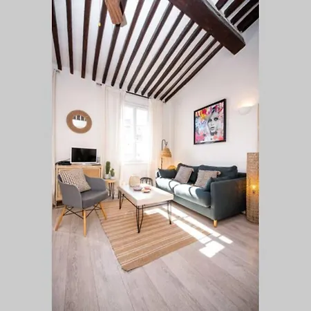 Appartement Le Ravissant - 50m Du Port - Très Calme *